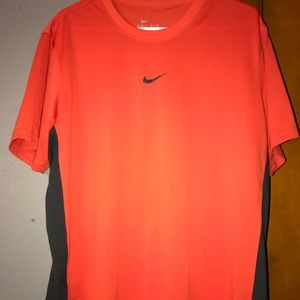 Nike workout tee